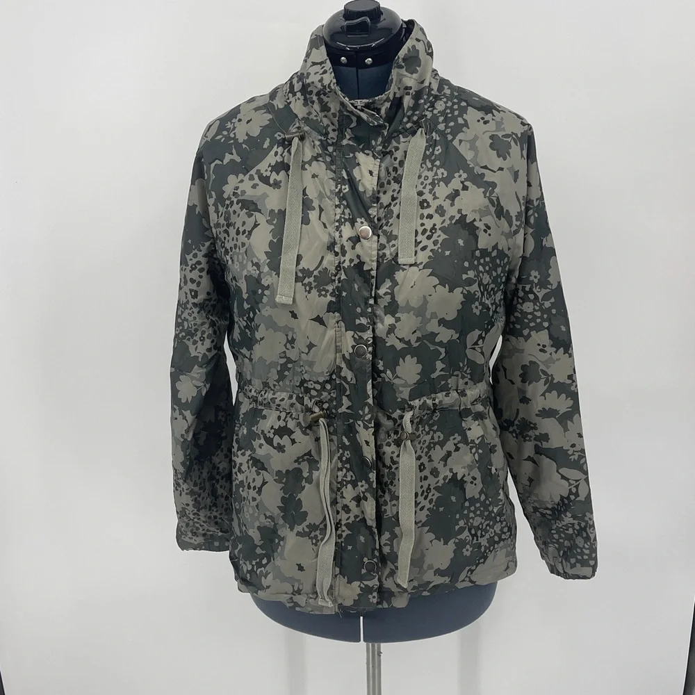 Maurices Utility Jacket - Green and Gray CAMO WOMENS SIZE S DRAWSTRING WAIST